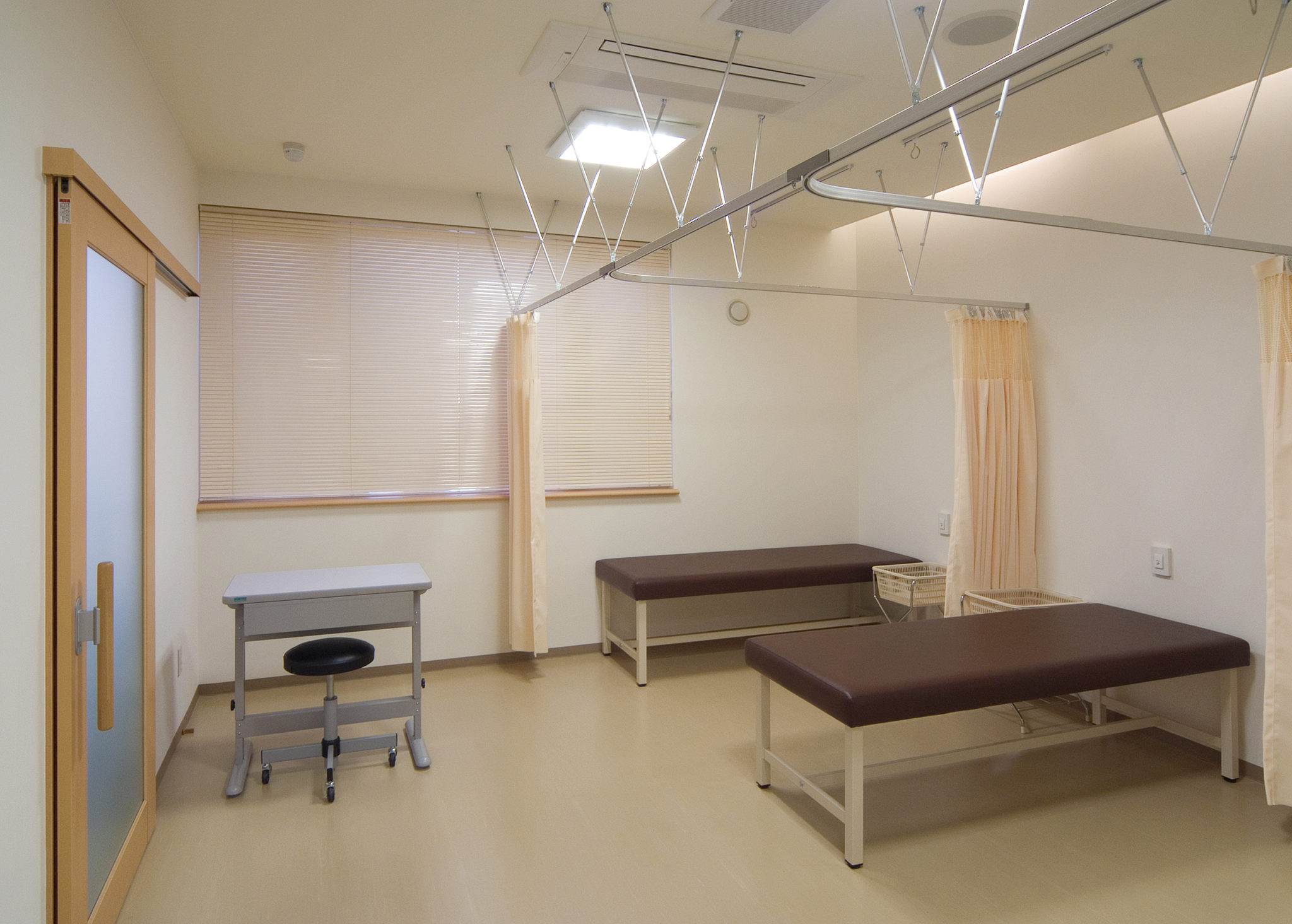 07_処置室 | 医療法人社団のなか気管食道耳鼻咽喉科
